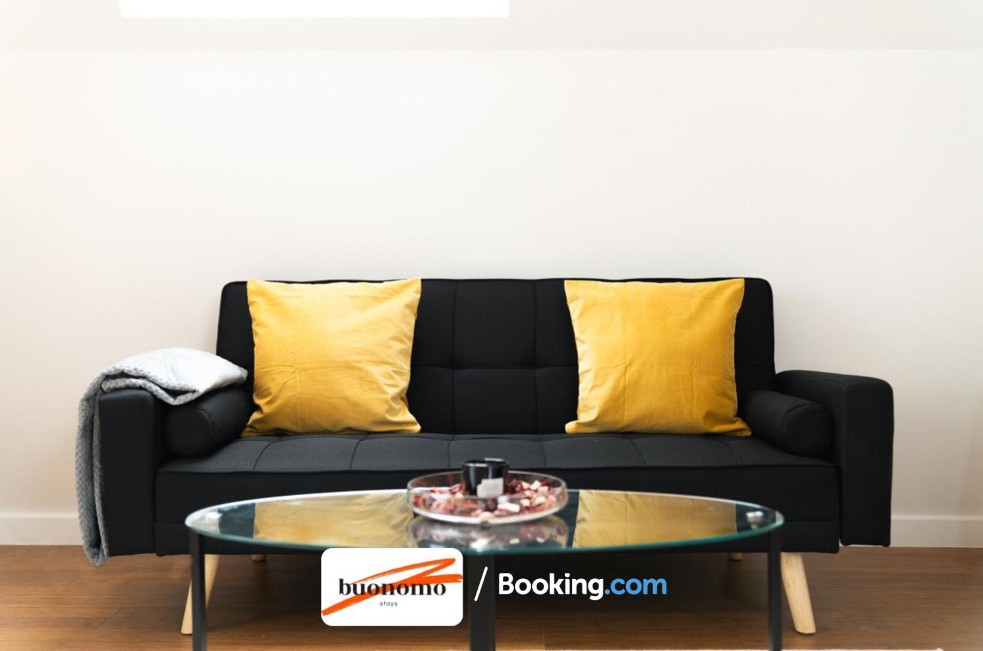 Two Bedroom Apartment At Buonomo Stays Short Lets & Serviced Accommodation Londra Exterior foto
