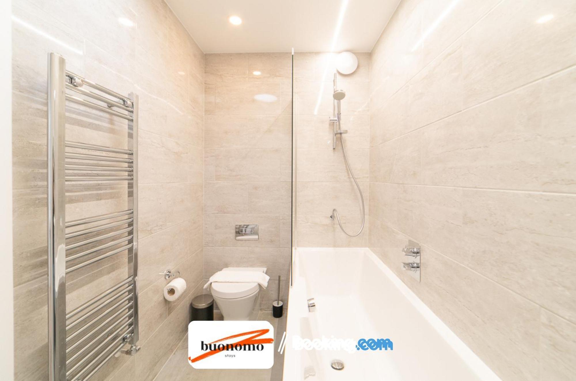 Two Bedroom Apartment At Buonomo Stays Short Lets & Serviced Accommodation Londra Exterior foto